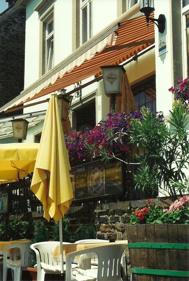 Gasthaus Zur Traube Hatzenport Exterior photo