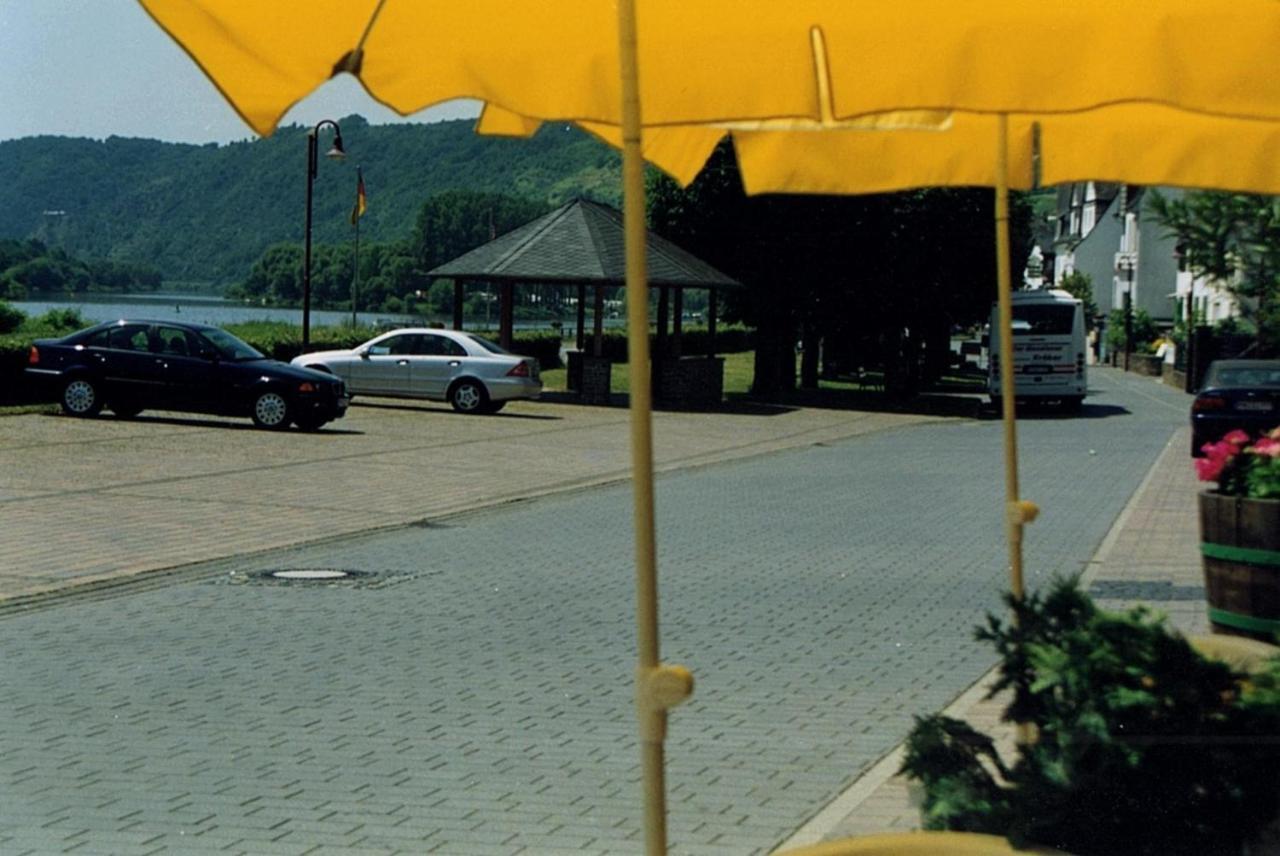 Gasthaus Zur Traube Hatzenport Exterior photo