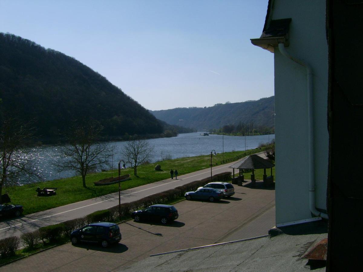 Gasthaus Zur Traube Hatzenport Exterior photo